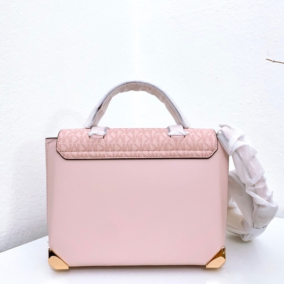 Michael Kors Manhattan Medium Leather Satchel - Picture 4 of 11